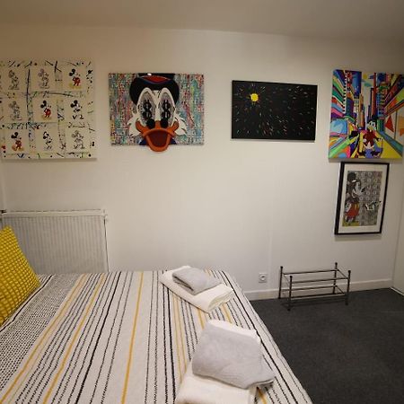 Pop Appart Appartement Artiste Configure En Galerie Dart A 200 M Du Centre Ville Avec Parking Prive Et Securise Gratuit Dans Copropriete Aviñón Exterior foto
