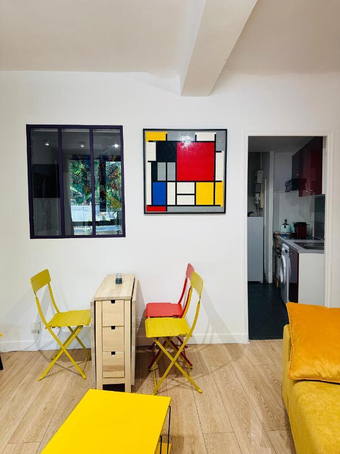 Pop Appart Appartement Artiste Configure En Galerie Dart A 200 M Du Centre Ville Avec Parking Prive Et Securise Gratuit Dans Copropriete Aviñón Exterior foto