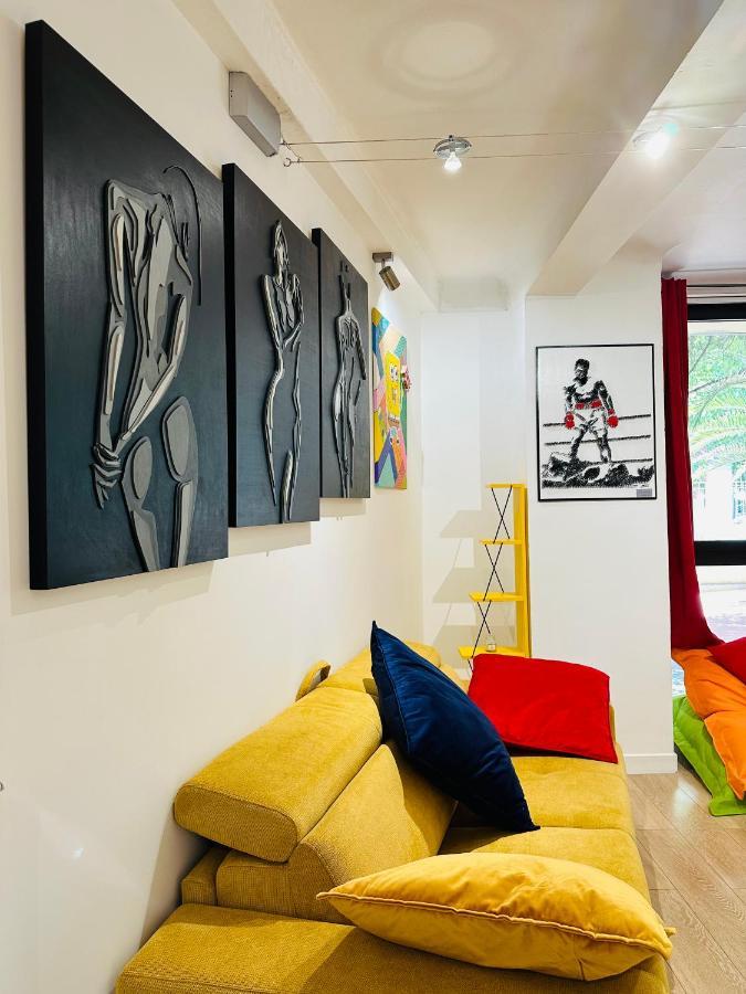 Pop Appart Appartement Artiste Configure En Galerie Dart A 200 M Du Centre Ville Avec Parking Prive Et Securise Gratuit Dans Copropriete Aviñón Exterior foto
